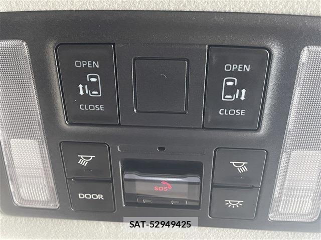 Toyota NOAH 2023-12 8413981-12