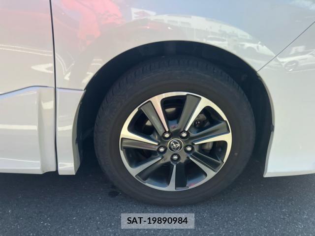 Toyota NOAH 2018-09 8413991-11