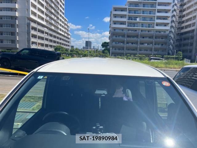 Toyota NOAH 2018-09 8413991-4