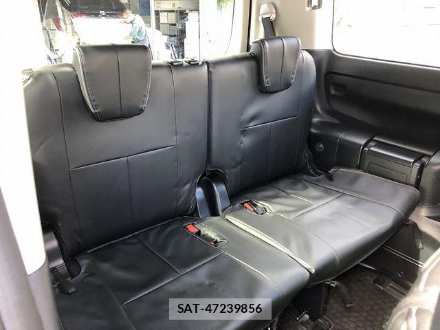 Toyota NOAH 2016-03 8414000-17