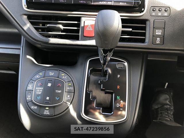 Toyota NOAH 2016-03 8414000-25