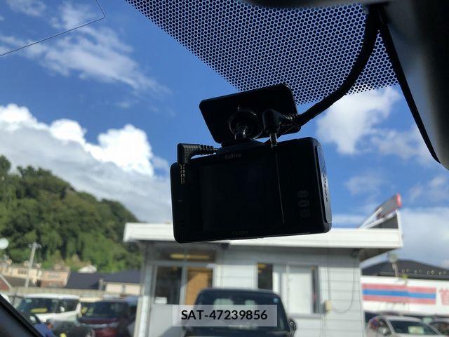 Toyota NOAH 2016-03 8414000-27