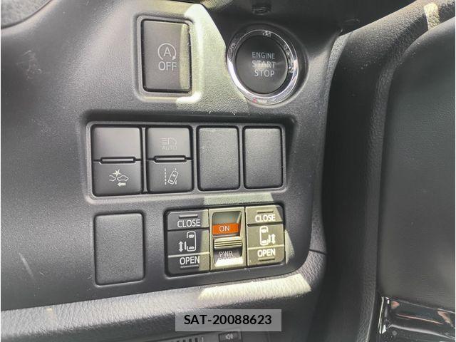 Toyota NOAH 2019-08 8413984-12