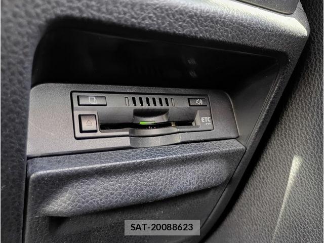 Toyota NOAH 2019-08 8413984-13