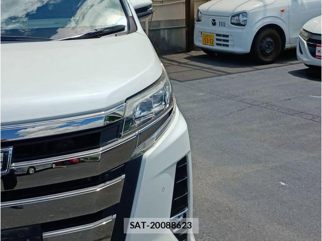 Toyota NOAH 2019-08 8413984-20