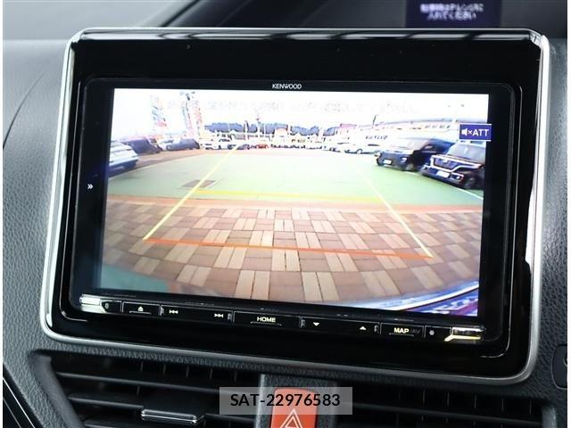 Toyota NOAH 2015-08 8413993-6