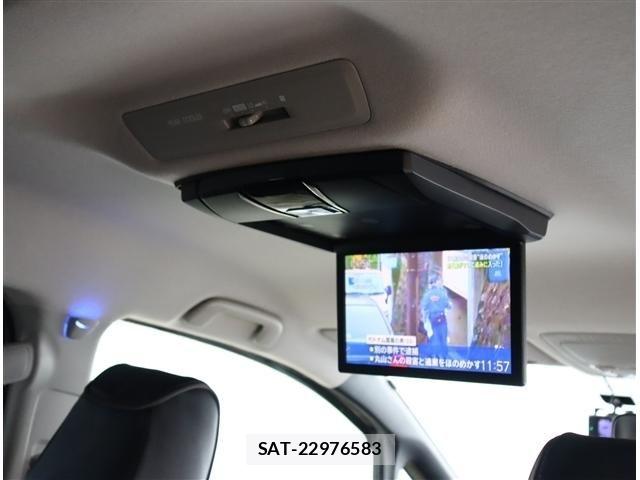 Toyota NOAH 2015-08 8413993-7