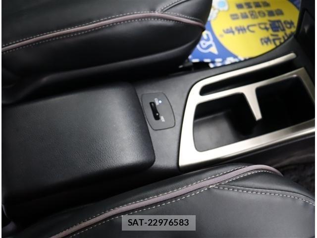 Toyota NOAH 2015-08 8413993-10