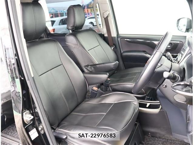 Toyota NOAH 2015-08 8413993-13