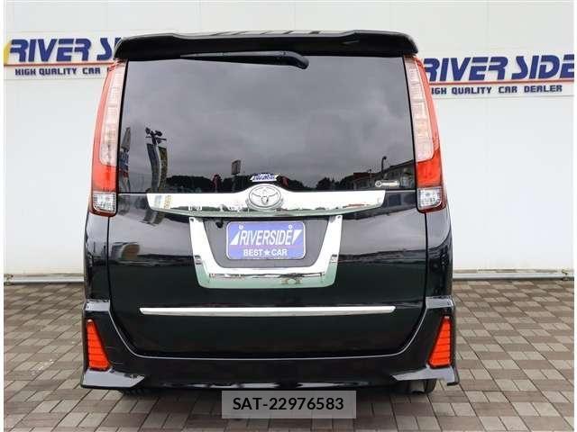 Toyota NOAH 2015-08 8413993-20