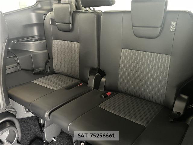 Toyota NOAH 2026-03 8438592-29