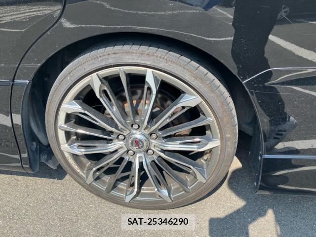 Toyota NOAH 2015-10 8438600-7