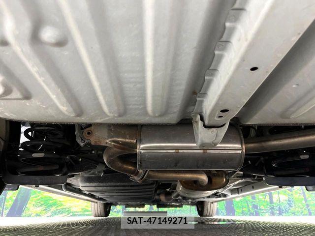 Toyota NOAH 2015-11 8438597-18