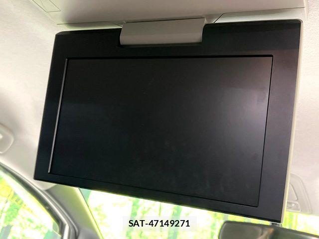 Toyota NOAH 2015-11 8438597-2