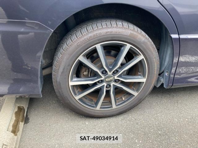 Toyota NOAH 2014-02 8438599-6