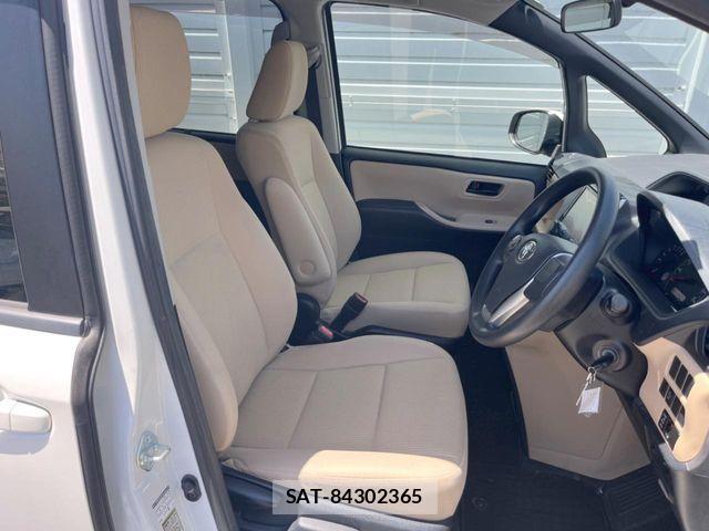 Toyota NOAH 2015-09 8438598-8