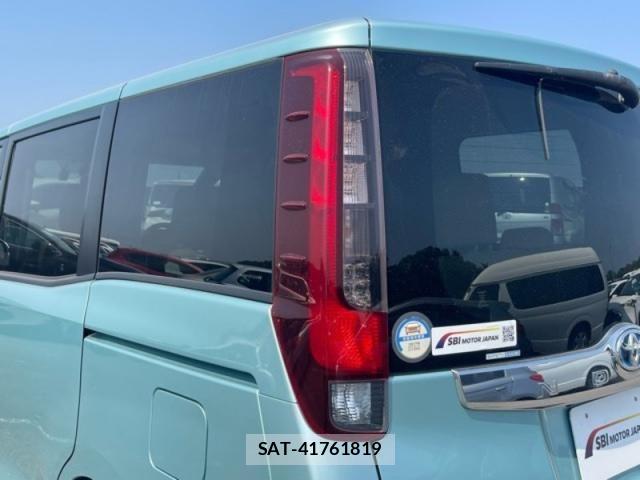 Toyota NOAH 2015-07 8438601-25
