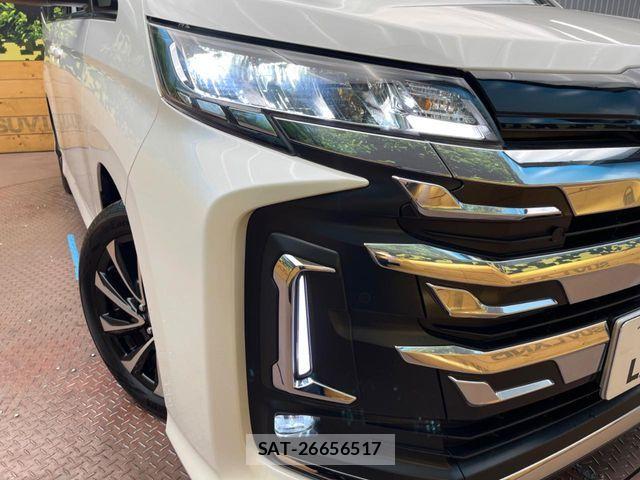 Toyota NOAH 2023-02 8438593-2