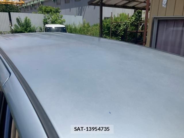 Toyota NOAH 2005-10 8458092-17