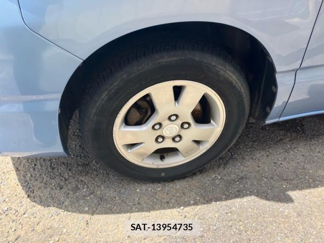 Toyota NOAH 2005-10 8458092-6