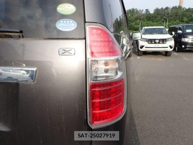 Toyota NOAH 2009-07 8458090-10