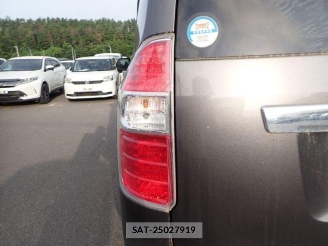 Toyota NOAH 2009-07 8458090-11