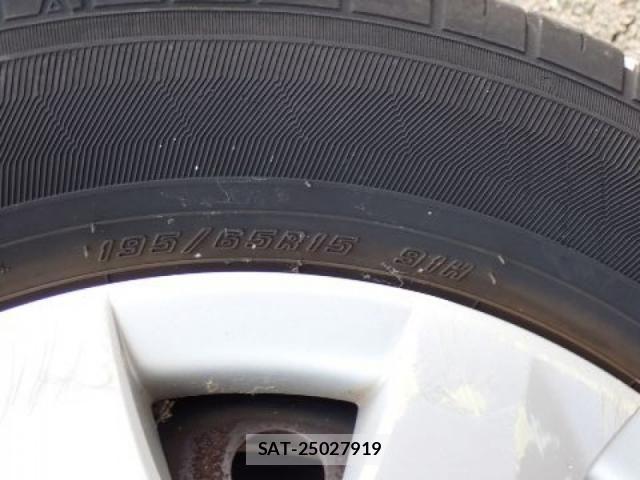 Toyota NOAH 2009-07 8458090-13