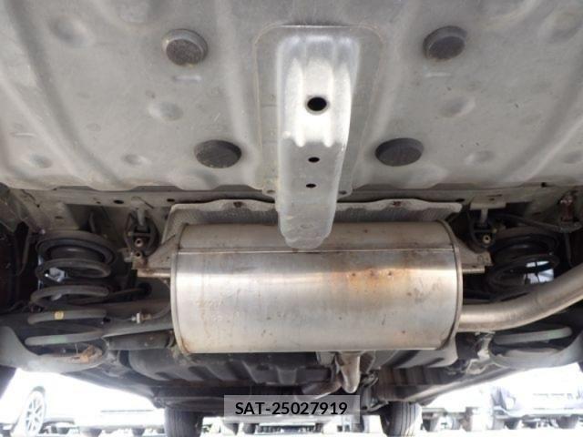 Toyota NOAH 2009-07 8458090-17