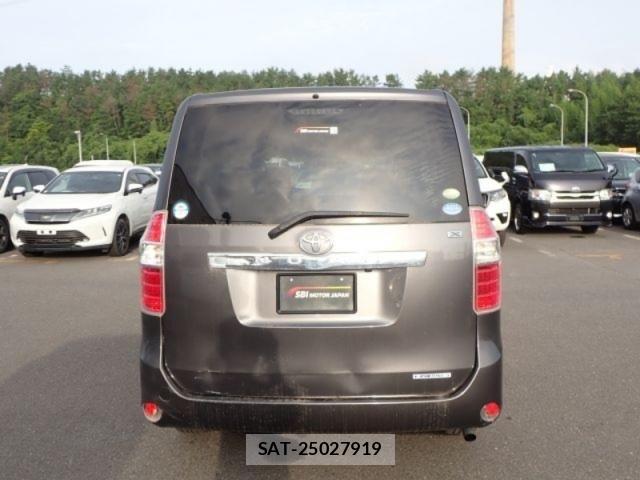 Toyota NOAH 2009-07 8458090-3