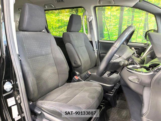 Toyota NOAH 2016-11 8458087-7