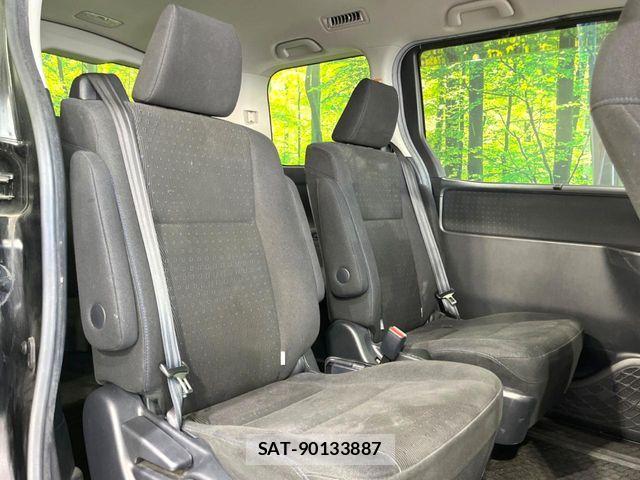 Toyota NOAH 2016-11 8458087-8