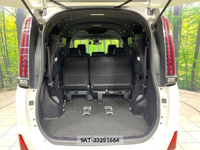 Toyota NOAH 2019-05 8458085-10