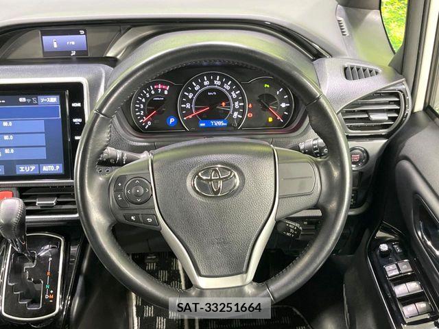 Toyota NOAH 2019-05 8458085-11