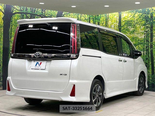 Toyota NOAH 2019-05 8458085-17