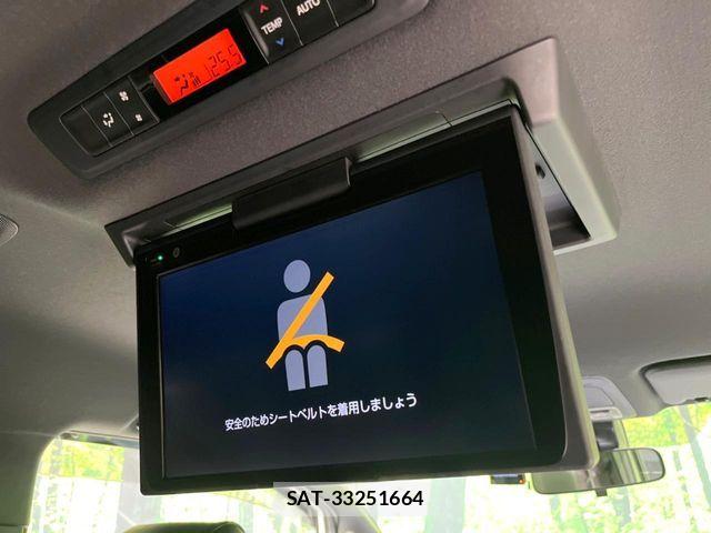 Toyota NOAH 2019-05 8458085-4