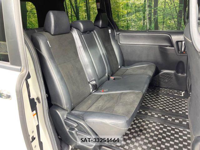 Toyota NOAH 2019-05 8458085-8