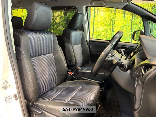 Toyota NOAH 2016-05 8458089-8