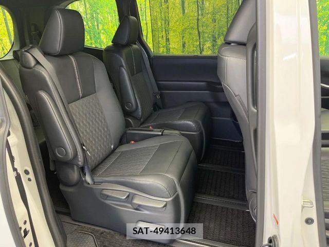 Toyota NOAH 2023-04 8458082-9