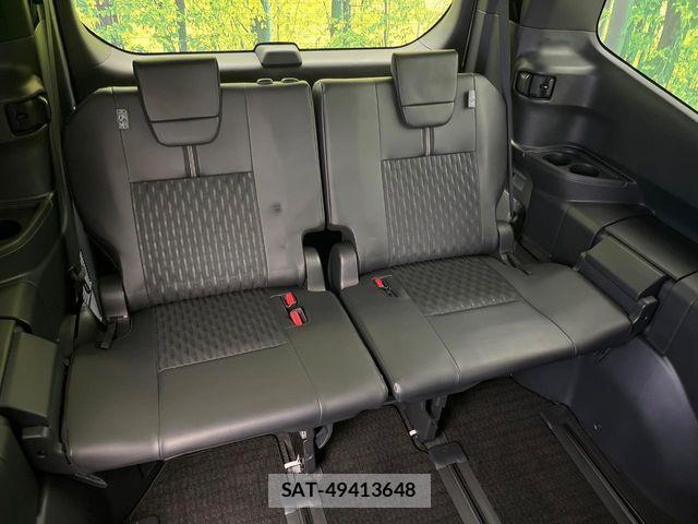 Toyota NOAH 2023-04 8458082-10