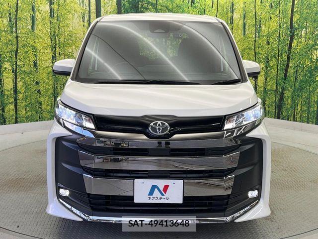 Toyota NOAH 2023-04 8458082-15