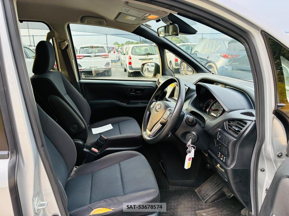 Toyota NOAH 2019-08 8418911-11