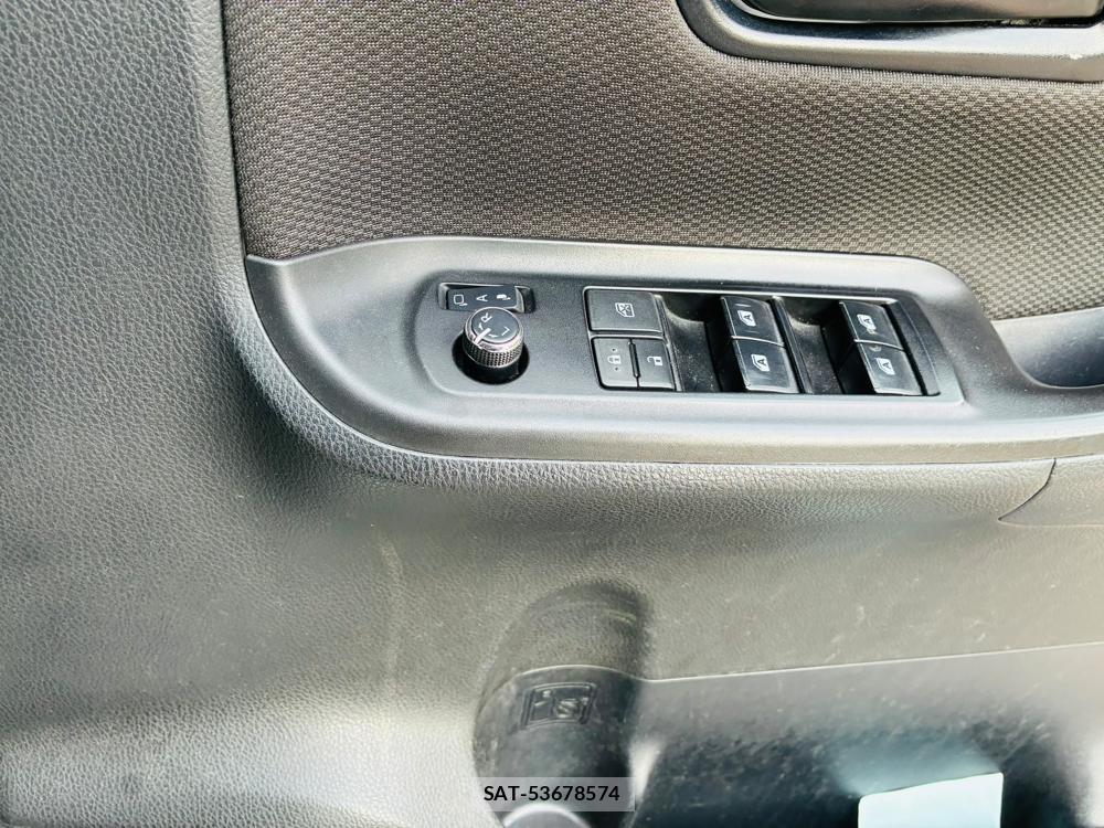 Toyota NOAH 2019-08 8418911-21