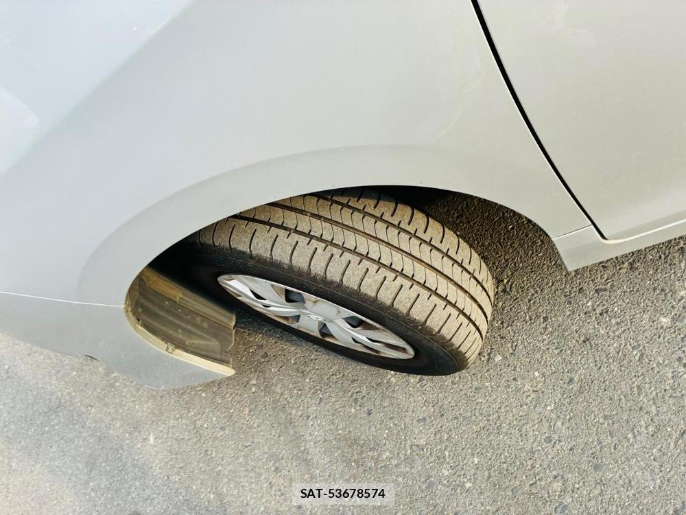 Toyota NOAH 2019-08 8418911-30