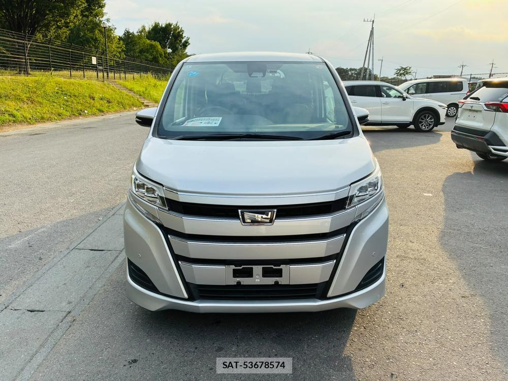 Toyota NOAH 2019-08 8418911-7