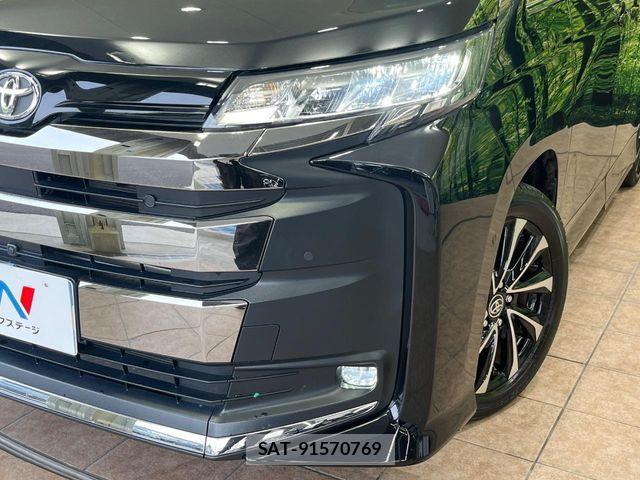 Toyota NOAH 2023-05 8485817-12