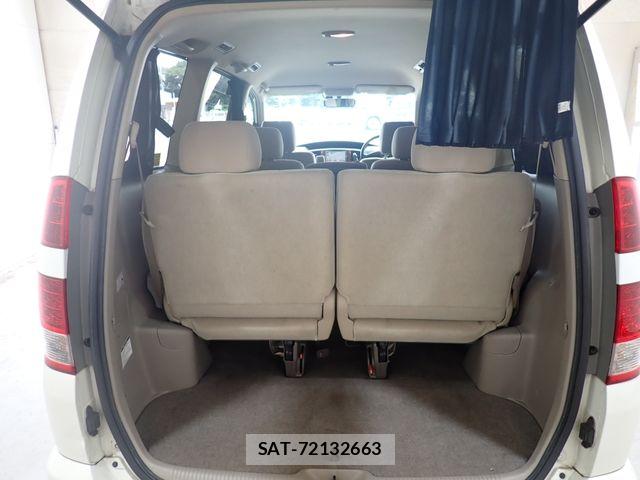 Toyota NOAH 2005-11 8485819-22