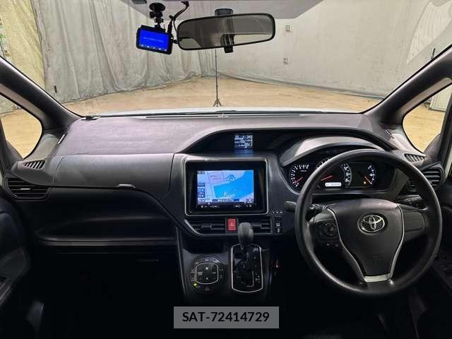 Toyota NOAH 2015-08 8485821-15