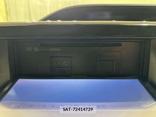 Toyota NOAH 2015-08 8485821-21
