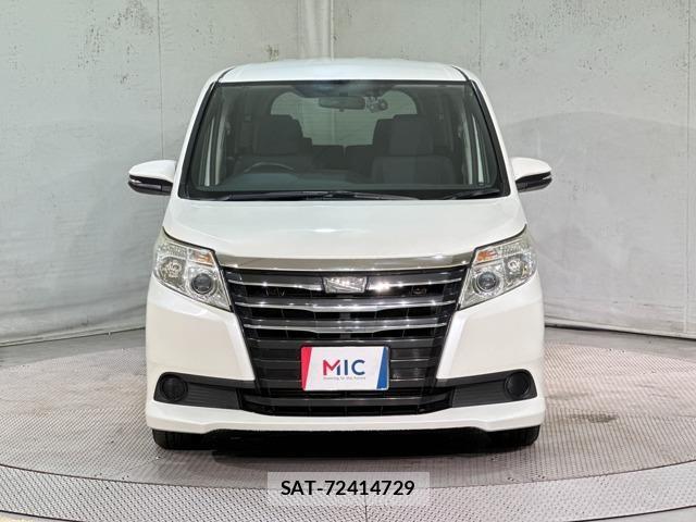 Toyota NOAH 2015-08 8485821-2