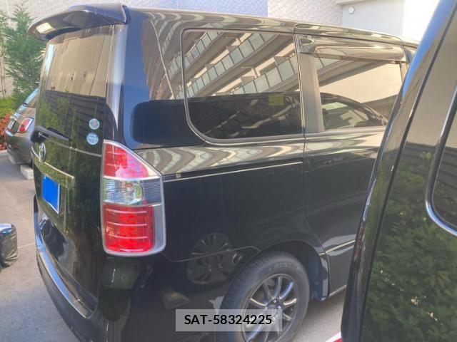 Toyota NOAH 2009-01 8485824-9